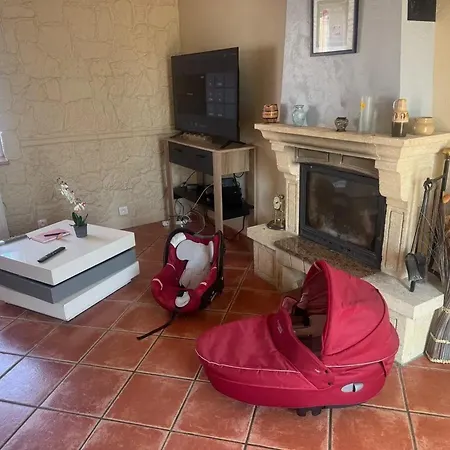 Dom wakacyjny Maison Charme A Avec Jardin Prive Mauleon