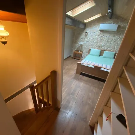Maison Charme A Avec Jardin Prive Mauleon