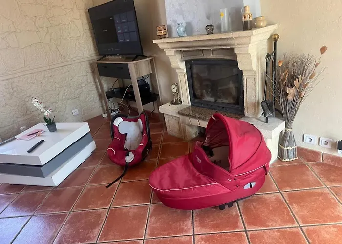 Maison Charme A Avec Jardin Prive Mauleon