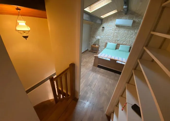 Maison Charme A Avec Jardin Prive Mauleon